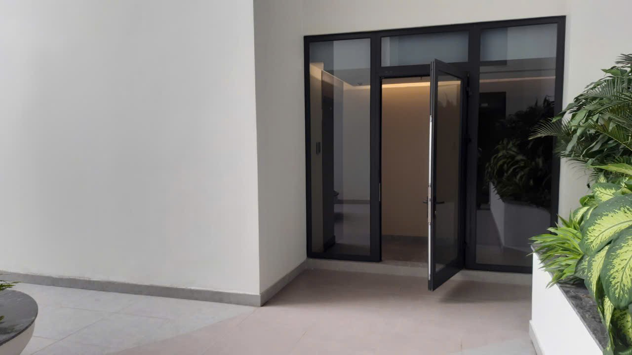29.9.25 Cho thuê căn hộ Sunshine Green Iconic đẳng cấp nhất Long Biên, 3 ngủ dt 200m2, nhà nguyên 5