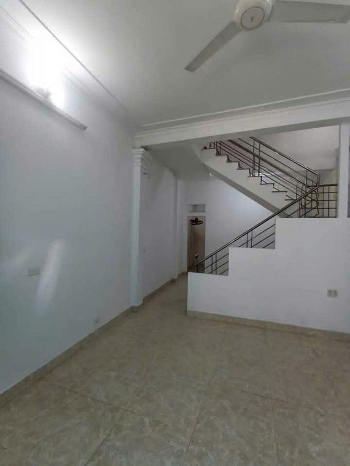 Bán nhà gấp 58m² Tổ 4 Gia Thượng, Quang Minh, Mê Linh - Đang cho thuê Spa - Sổ đỏ sẵn