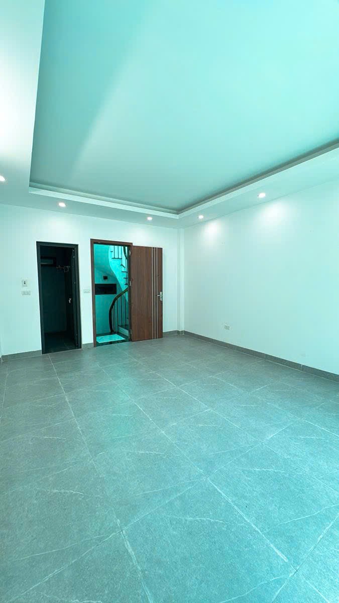 Bán nhà Nguyễn Ngọc Nại, Thanh Xuân - 38m x 6 tầng 8,8 tỷ - Ba bước ra Ô tô tránh - Khu phân lô 3