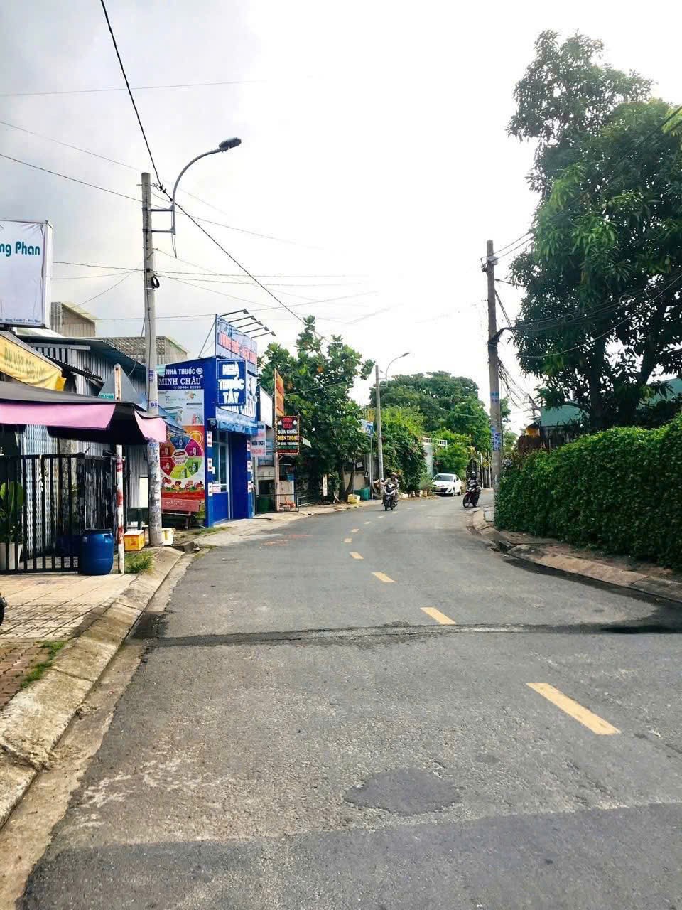 KHO (6.6x30) + NHÀ C4 (2MT TRƯỚC SAU) HUỲNH THỊ NA, ĐÔNG THẠNH, HÓC MÔN 2