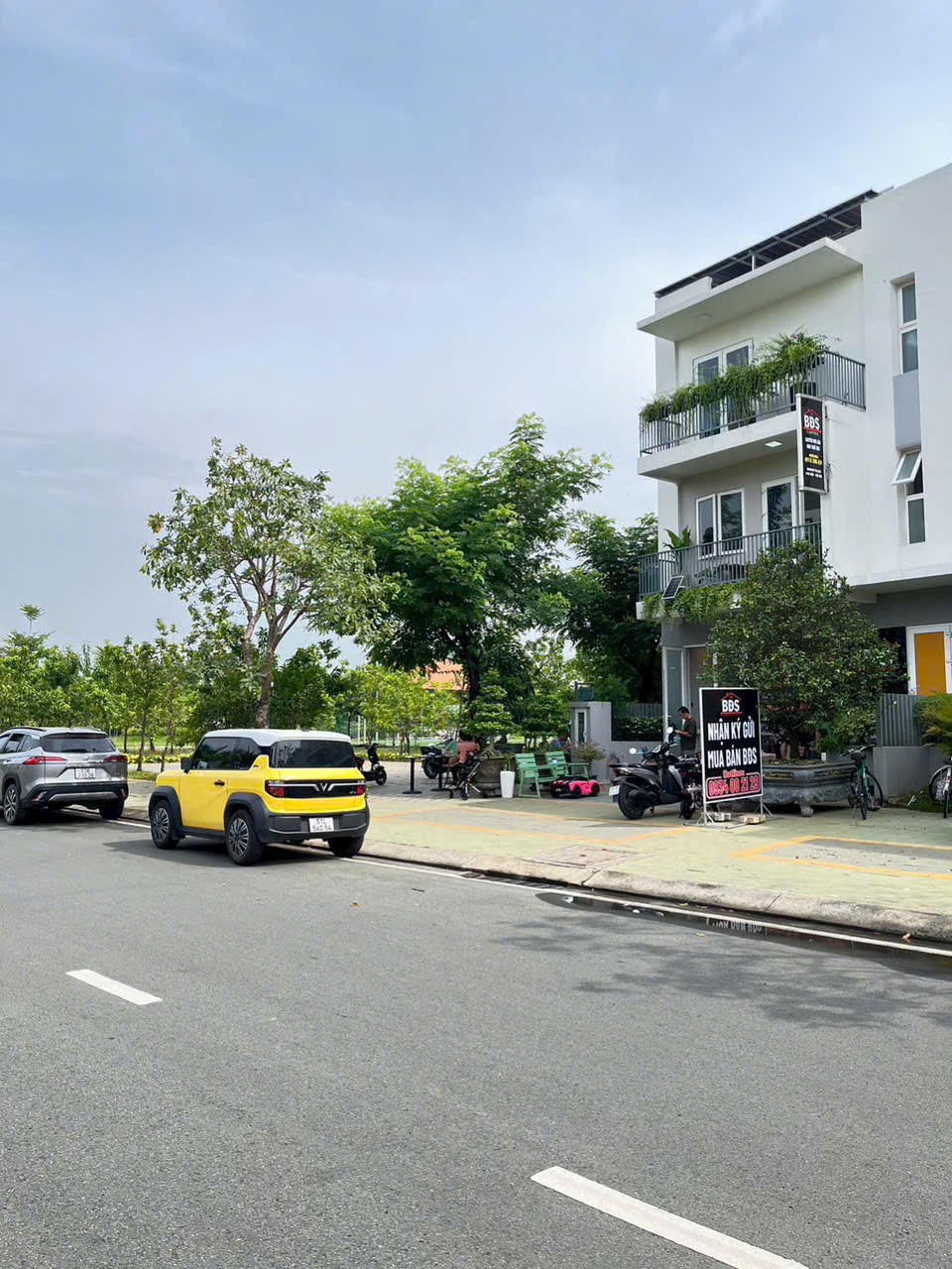Cần bán Nhà mặt tiền Phường Phú Hữu, Quận 9, Diện tích 105m², Giá 08.3 Tỷ