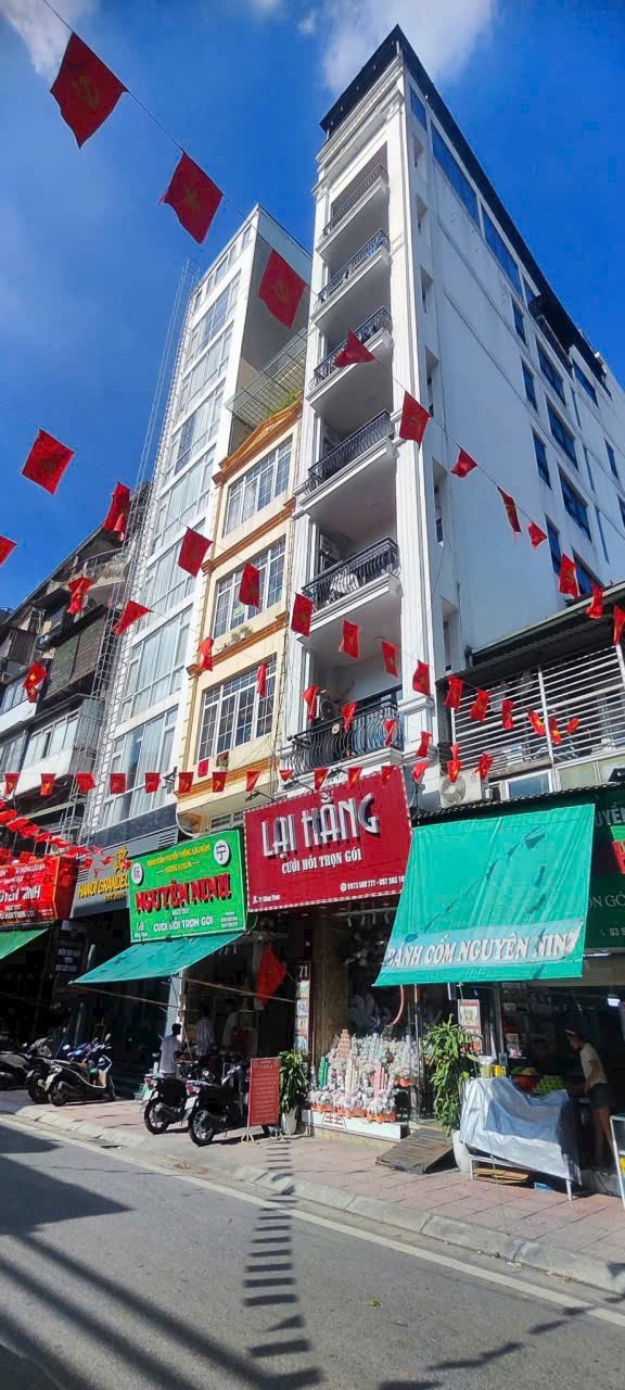 Hạ gấp 20 tỷ Siêu mặt phố xã đàn tòa nhà 8 tầng mặt tiền cực rộng, 2 mặt phố