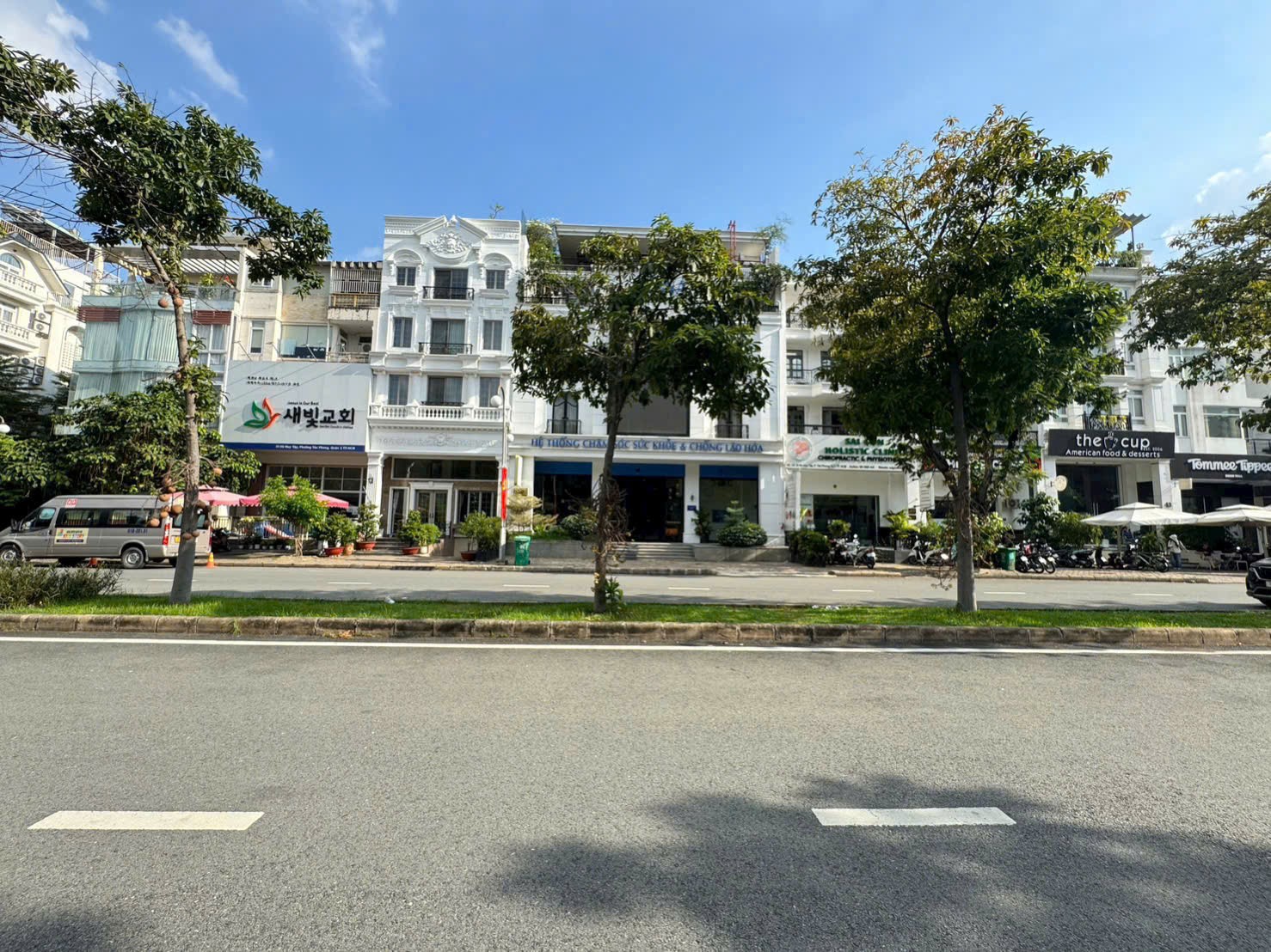 Cho thuê Nhà mặt tiền Phường Phú Mỹ, Quận 7, Diện tích 252m², Giá Thương lượng