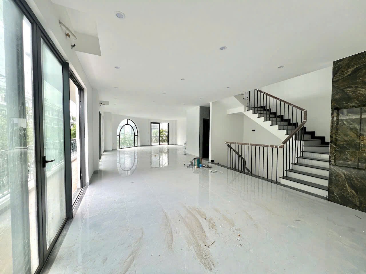 Cho thuê Nhà mặt tiền Phường Hiệp Bình Phước, Thủ Đức, Diện tích 205m², Giá 50 Triệu/tháng 5