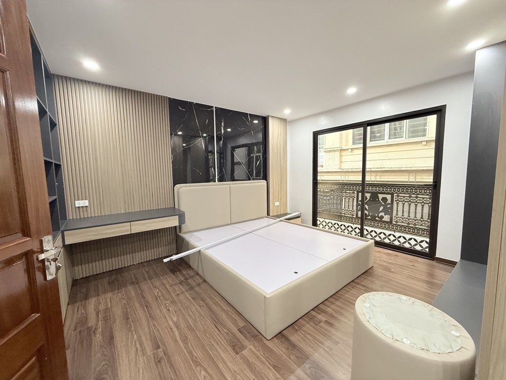 Cần bán Nhà mặt tiền đường Hoàng Mai, Phường Hoàng Văn Thụ, Diện tích 55m², Giá 19.8 Tỷ 3