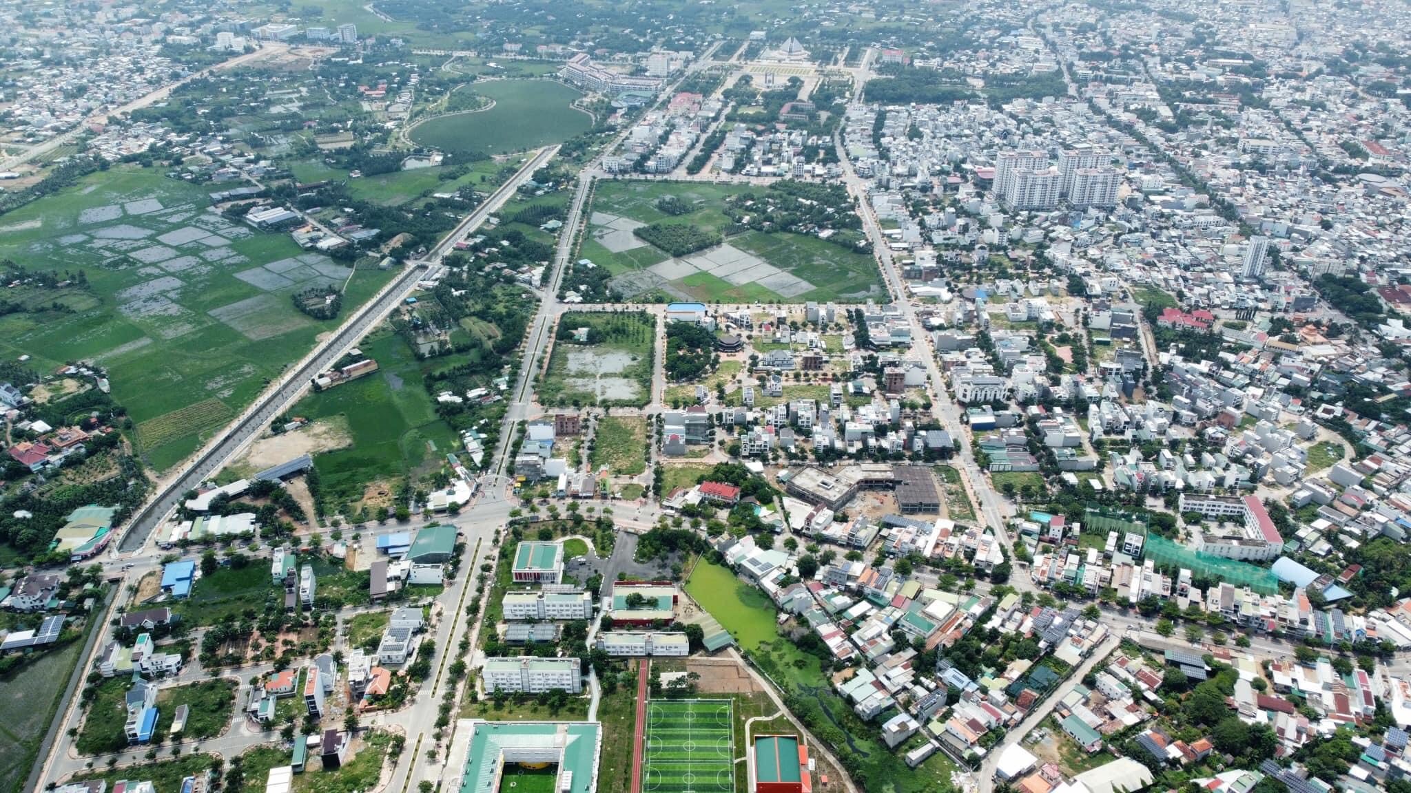 Cần bán Đất dự án Khu đô thị mới Đông Bắc (Khu 1), Diện tích 100m² Giá cực tốt