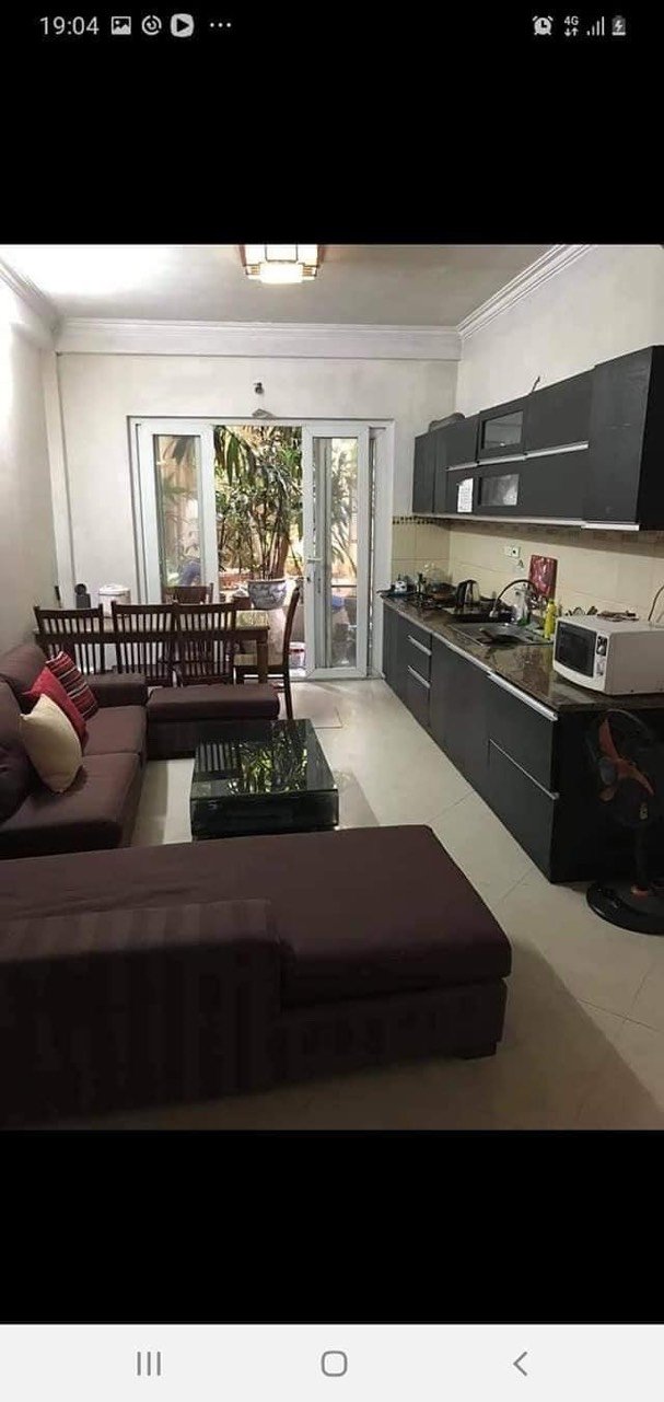 Bán ngay căn nhà gần 50m2 tại Hoàng Hoa Thám vừa ở vừa cho thuê giữ tiền