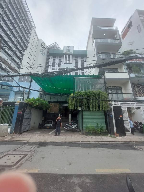 Cho thuê Nhà mặt tiền Phú Nhuận, Hồ Chí Minh, Diện tích 556m², Giá 80 Triệu/tháng