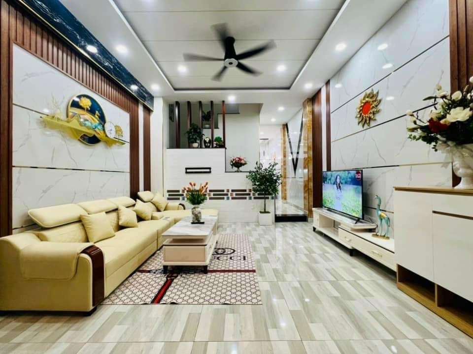 NHÀ ĐẸP ĐÓN TẾT! Bán Nhà 3 Tầng Trần Quang Diệu, Q3, 70m2 (5.2x13.5m), 8.2 Tỷ