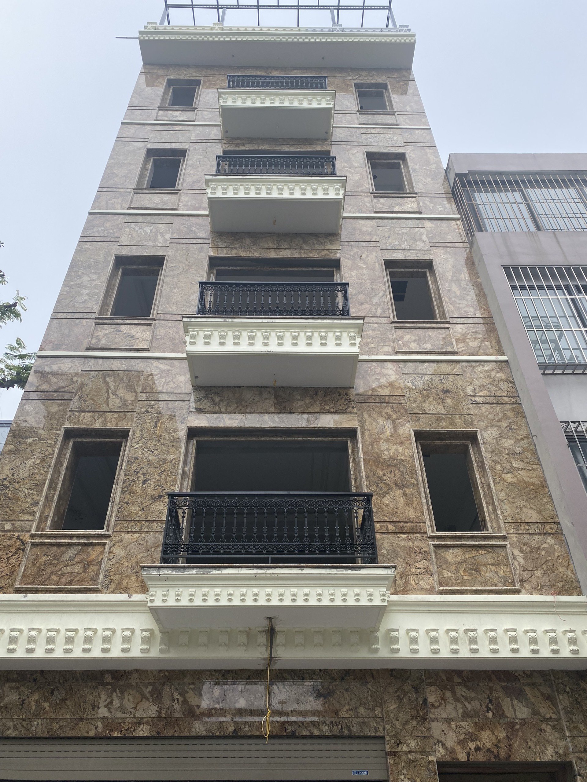 Bán nhà phố Giang Biên, Long Biên, 75m x 6T, Thang máy, Kinh Doanh. 1