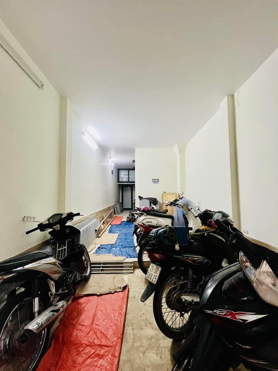 Nhà đẹp 52m2 ngay phố Bùi Xương Trạch, 6 tầng có thang máy 9