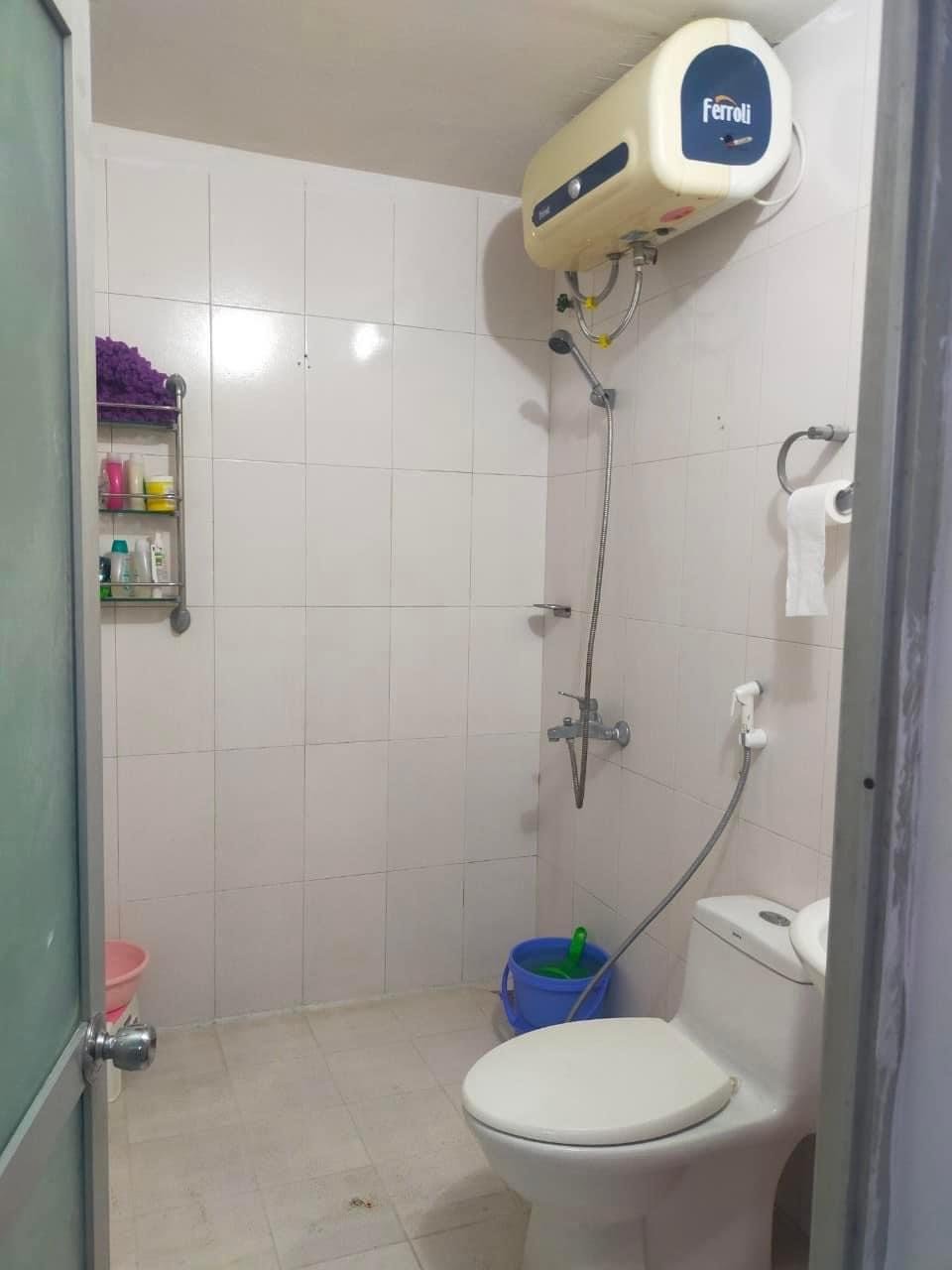 Bán ngay căn nhà 43m2 phố Hoàng Hoa Thám trung tâm quận Ba Đình 7