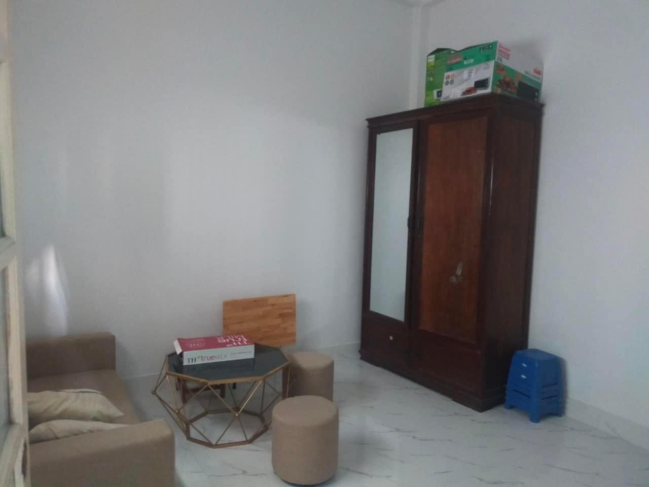 Chủ cần bán căn nhà 43m2 tại Hoàng Hoa Thám, mặt ngõ thông kinh doanh sầm uất 2