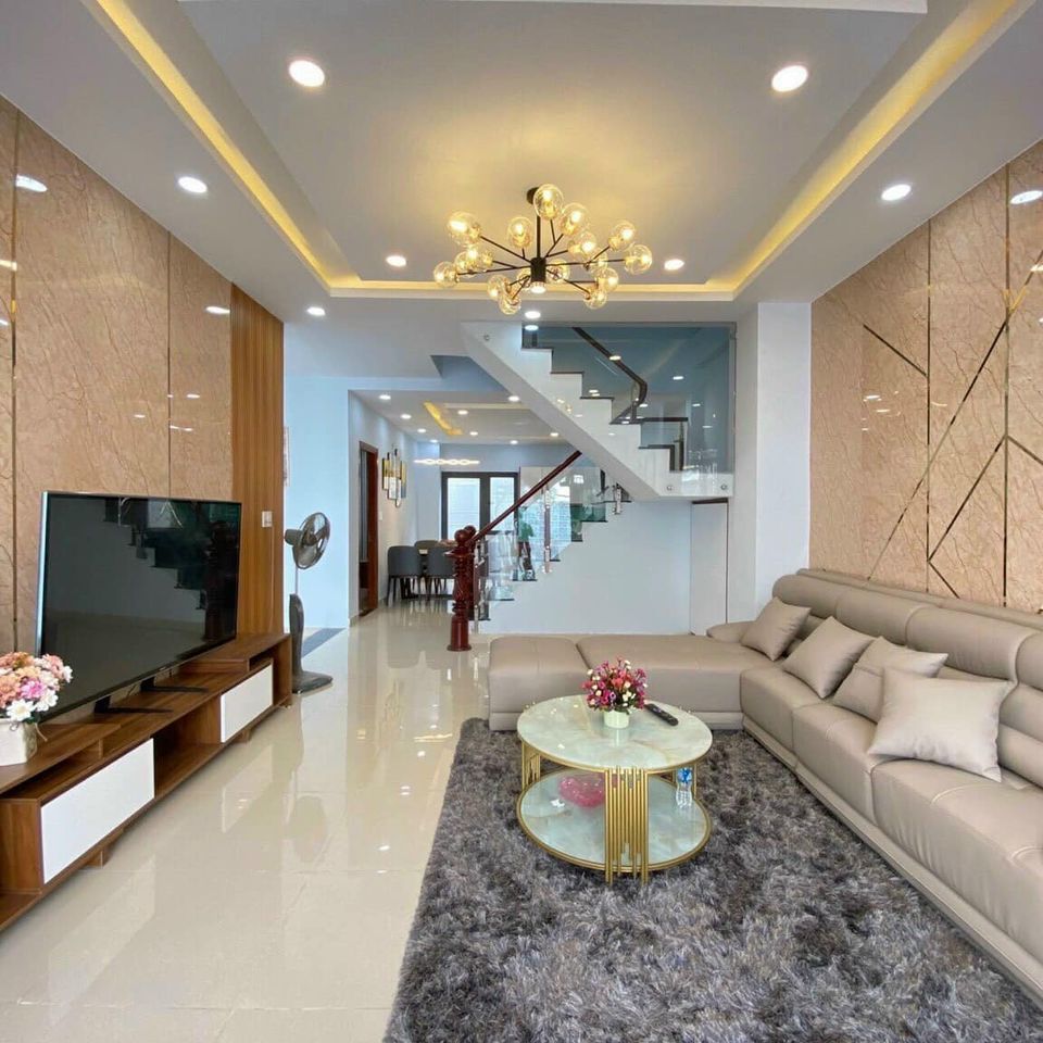 Ô TÔ VÀO NHÀ! Bán Nhà 4 Tầng Mới Đẹp Lê Văn Sỹ, PN, 65m2 (4x16.3m), 13.2 Tỷ