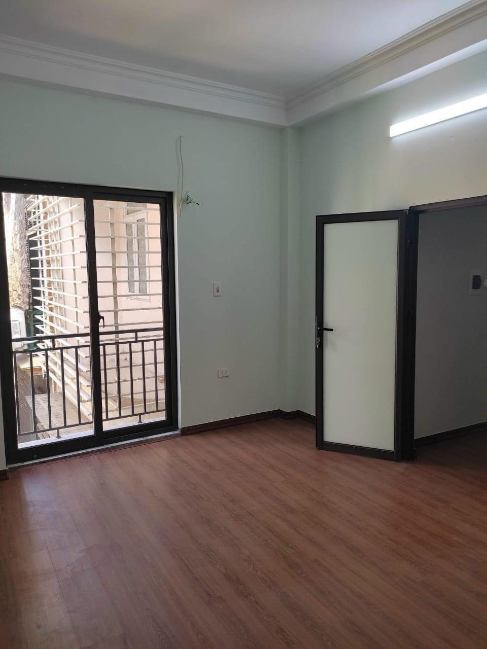 Chỉ với 4.x tỷ có ngay căn nhà 40 tại Ngọc Hà, Ba Đình, lô góc 3 thoáng 3