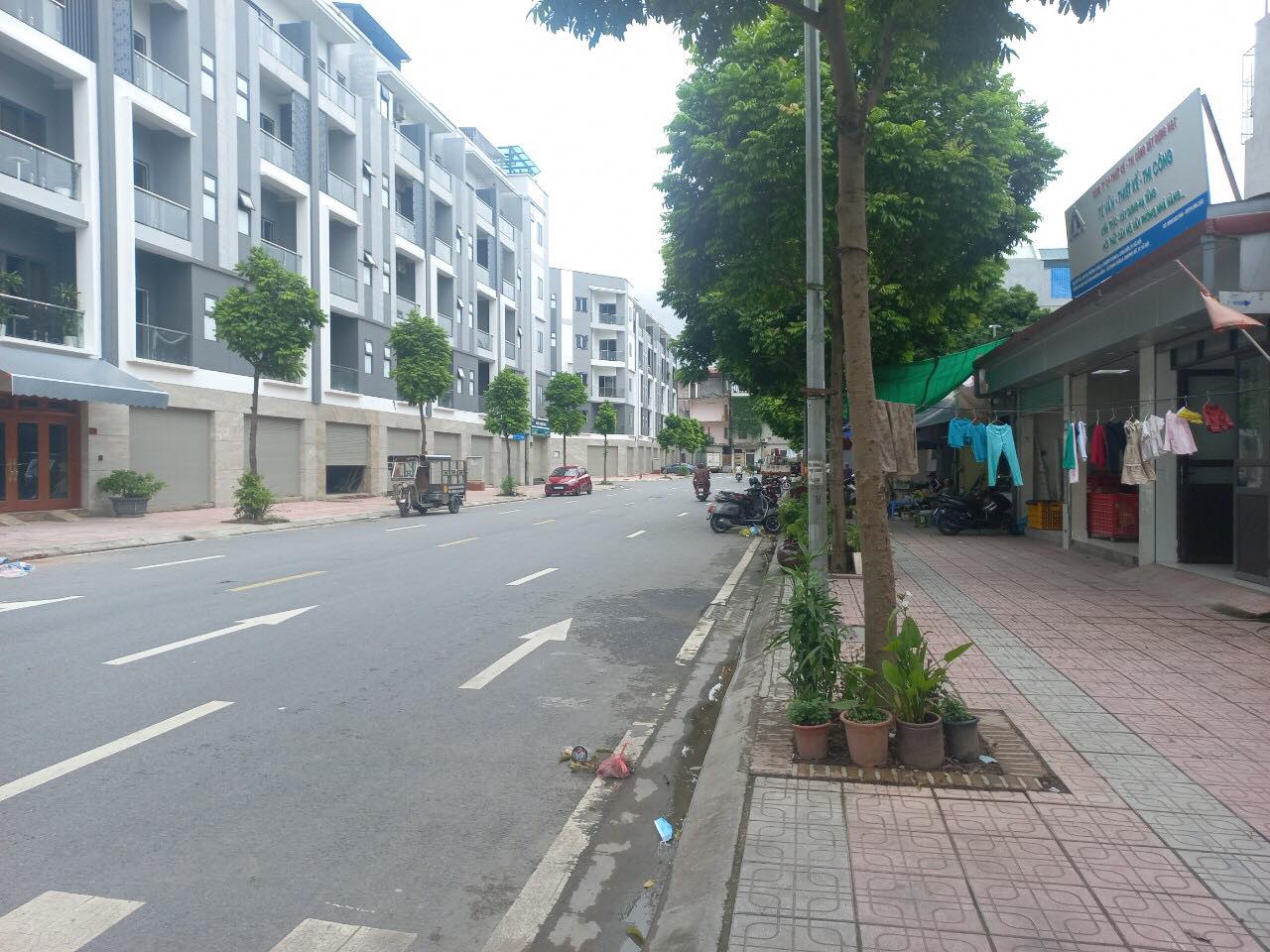Cần bán Nhà mặt tiền đường Lý Sơn, Phường Thượng Thanh, Diện tích 47m², Giá Thương lượng 1