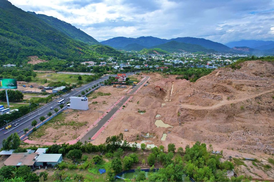 Cần bán Đất đường Nguyễn Tất Thành, Xã Phước Đồng, Diện tích 80m², Giá 15,5 Triệu/m²