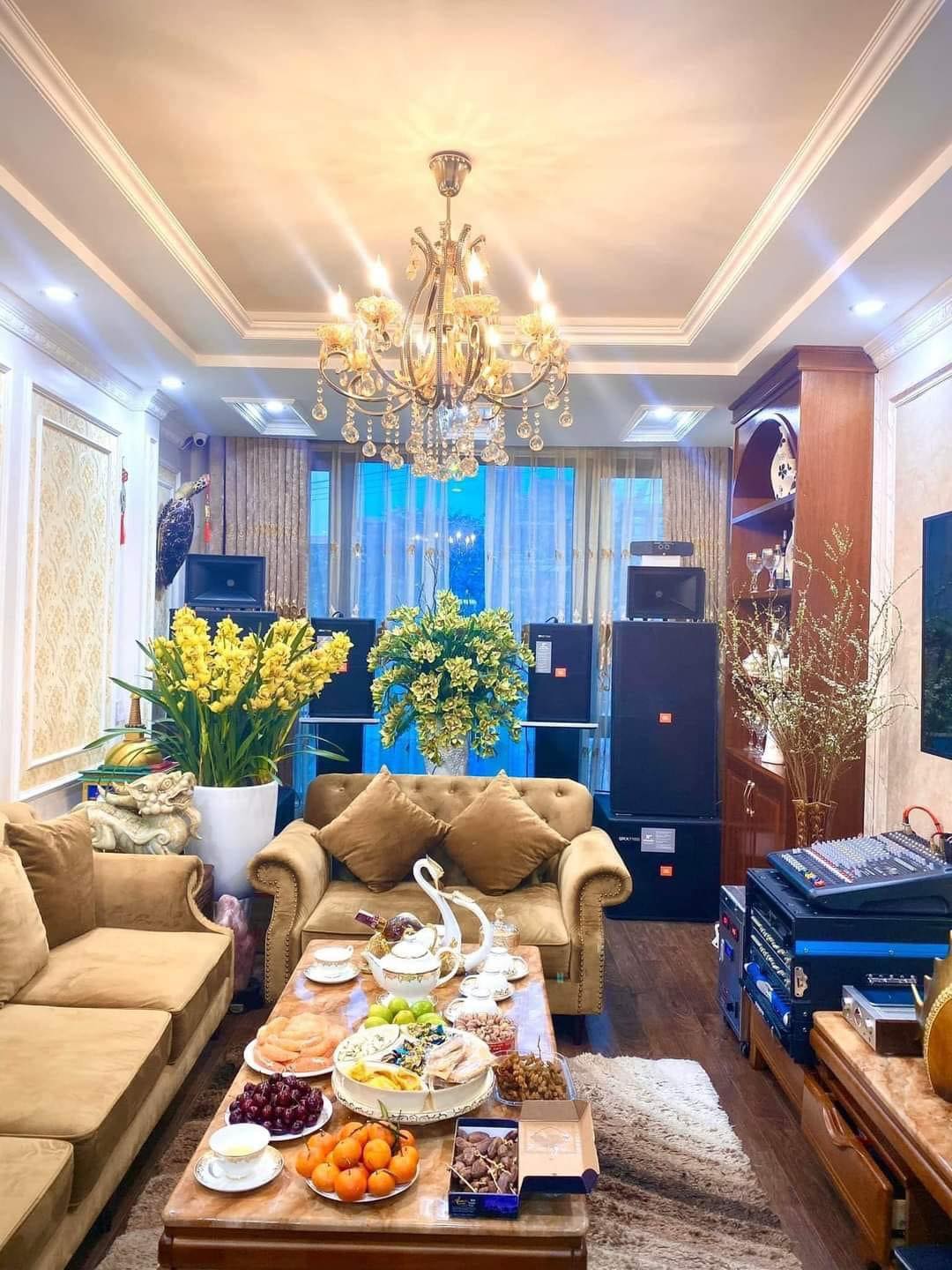 Bán nhà phân lô Võ Chí Công,Xuân La,2 thoáng,ô tô tránh,kinh doanh,70m2x5T,giá 13.2 tỷ 0969945393 4