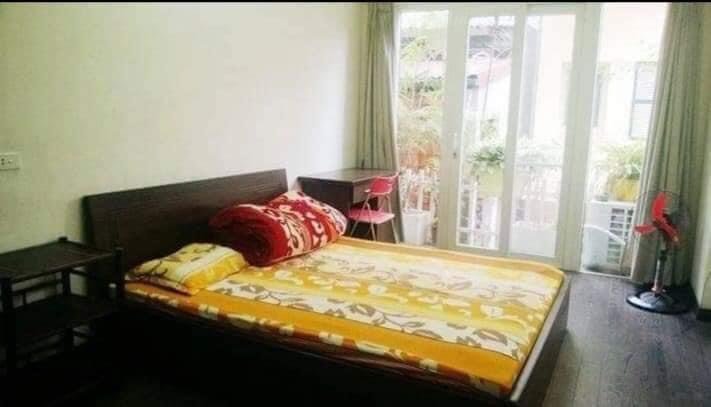 Bán ngay căn nhà gần 50m2 tại Hoàng Hoa Thám vừa ở vừa cho thuê giữ tiền 3