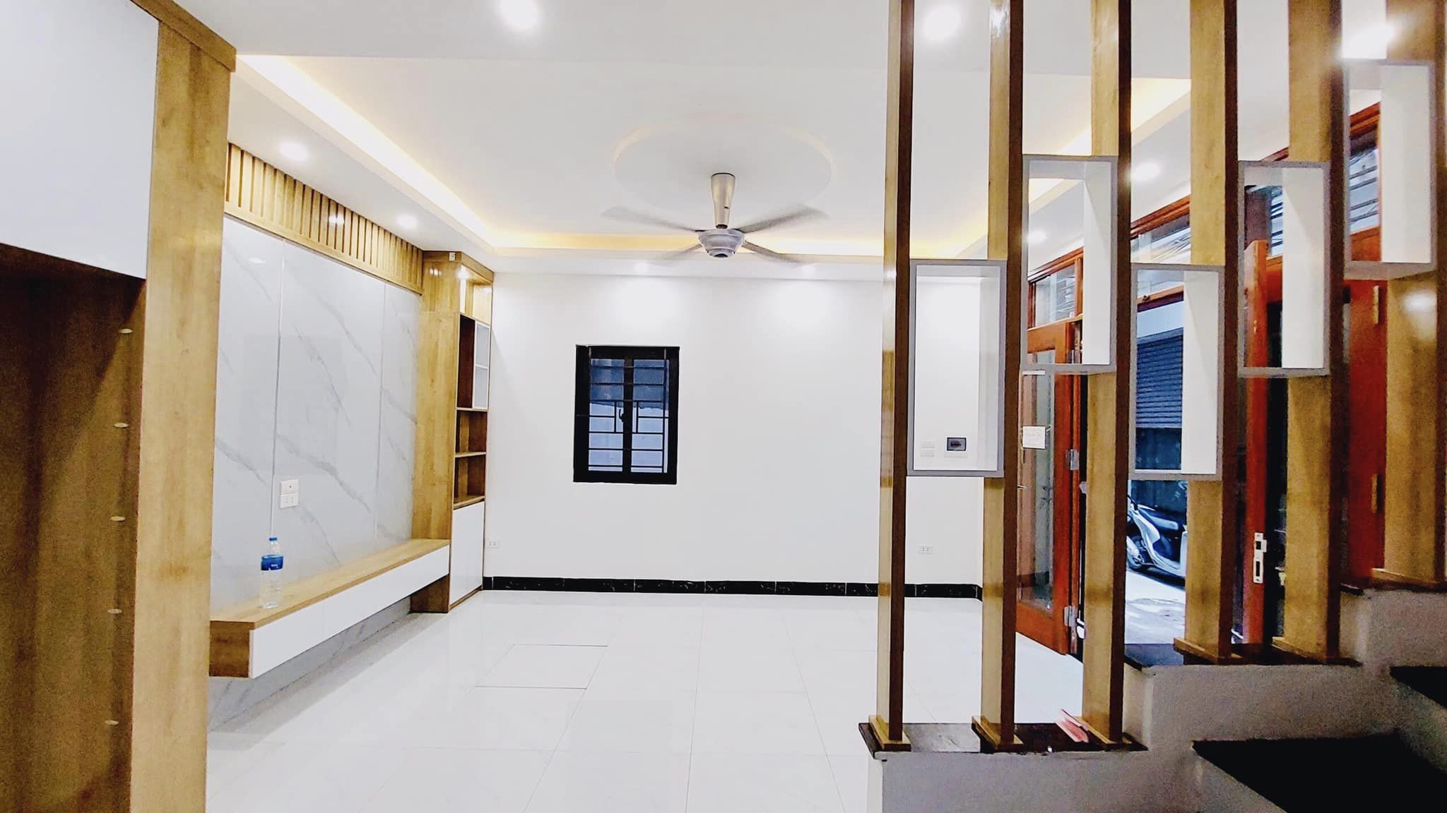 "Bán nhà riêng tại Văn Quán, Hà Đông DT 40m2 5 T MT 5m giá chỉ 4,6 tỷ  " 4