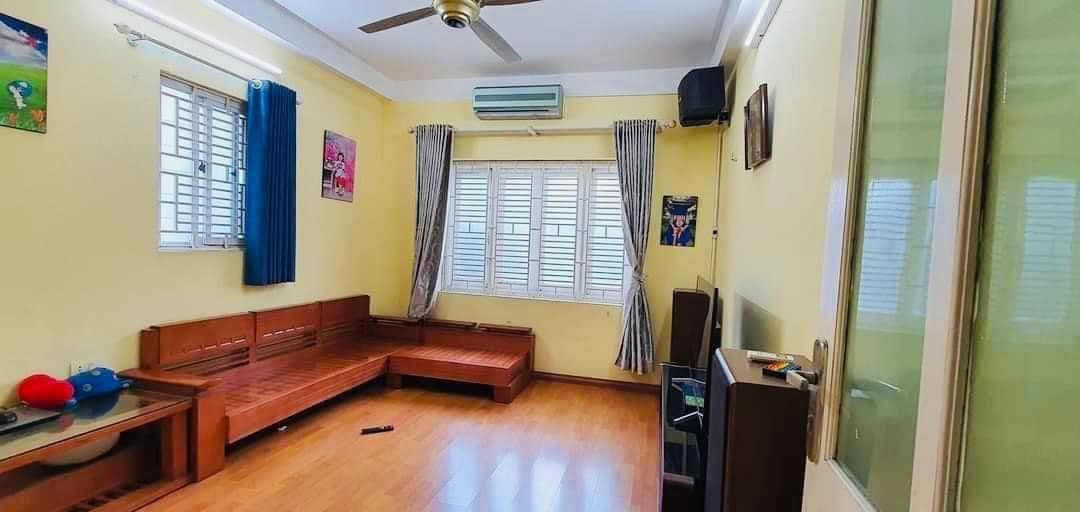 Cần bán Nhà mặt tiền Phường Mai Dịch, Cầu Giấy, Diện tích 45m², Giá Thương lượng 3