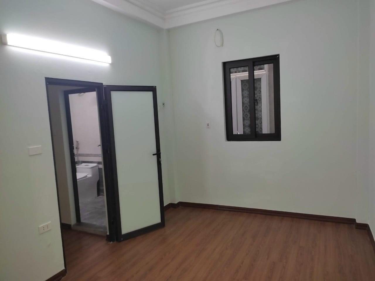 Chỉ với 4.x tỷ có ngay căn nhà 40 tại Ngọc Hà, Ba Đình, lô góc 3 thoáng 5
