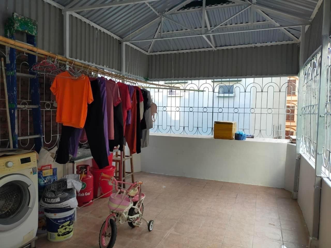 Bán ngay căn nhà 43m2 phố Hoàng Hoa Thám trung tâm quận Ba Đình 8
