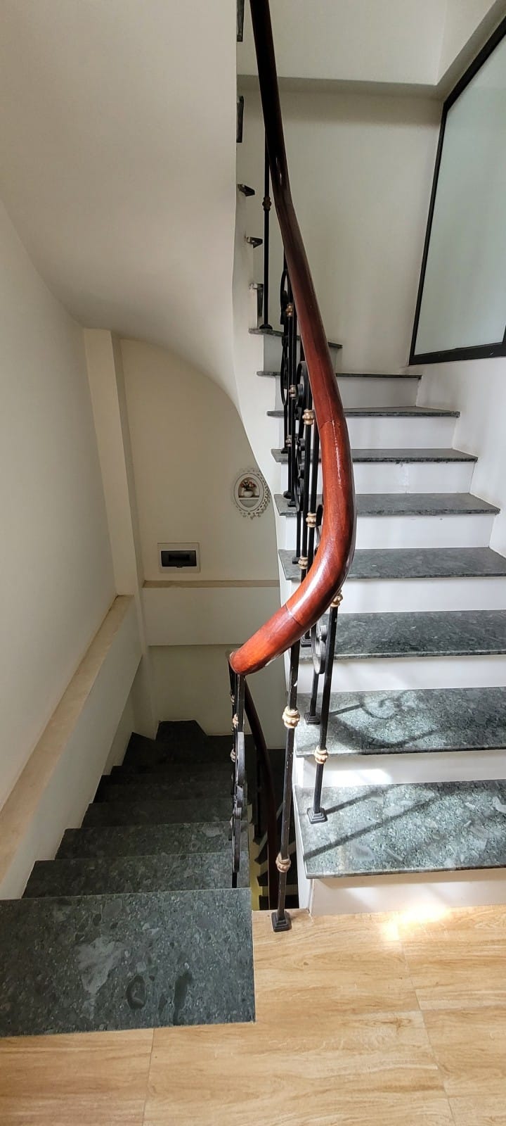 Chính chủ bán nhà Phân lô LK19 Dọc Bún 2 La khê HĐ 50m2 7 tầng thanh máy 10.7 tỷ 6