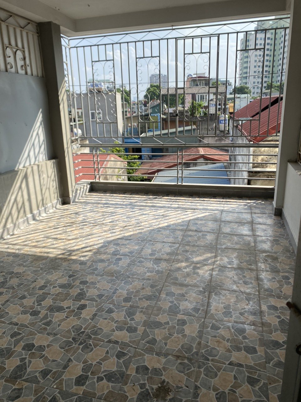 Cho thuê Nhà mặt tiền đường Thụy Khuê, Phường Bưởi, Diện tích 45m², Giá Thương lượng 6