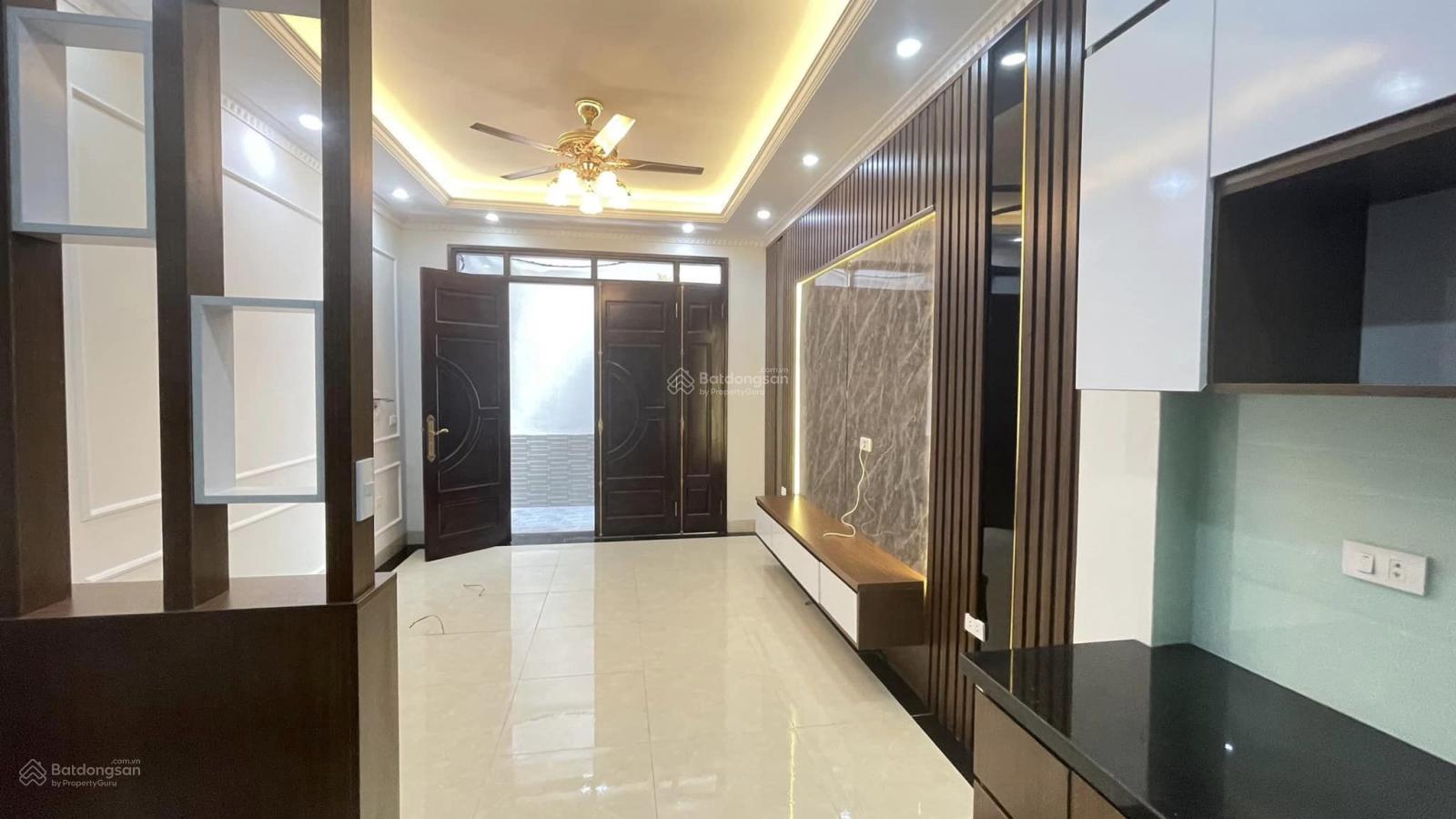 Nhà đẹp ở ngay full nội thất Hoàng Hoa Thám Ba Đình 40m2 x 5 tầng mt 4m chỉ 4.5 tỷ. 6