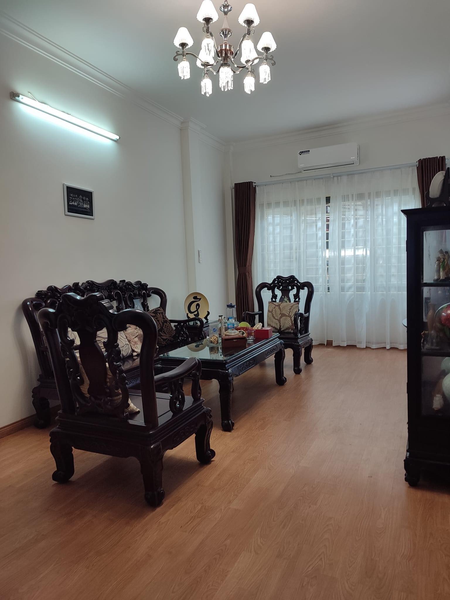Cần bán Nhà mặt tiền đường Mai Dịch, Phường Mai Dịch, Diện tích 39m², Giá 5.9 Triệu 2