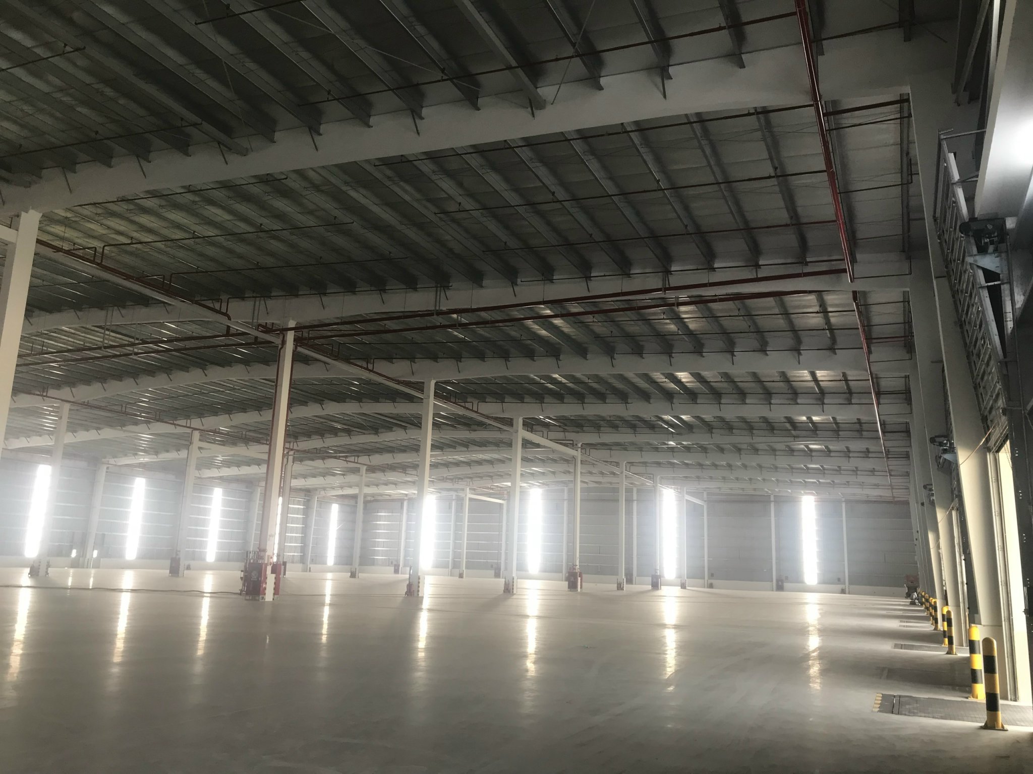 Cho thuê kho/ nhà xưởng KCN Yên Phong 2C, dt 1000m2,3000m2 đến 12000m2. LH 0988 457 392 3