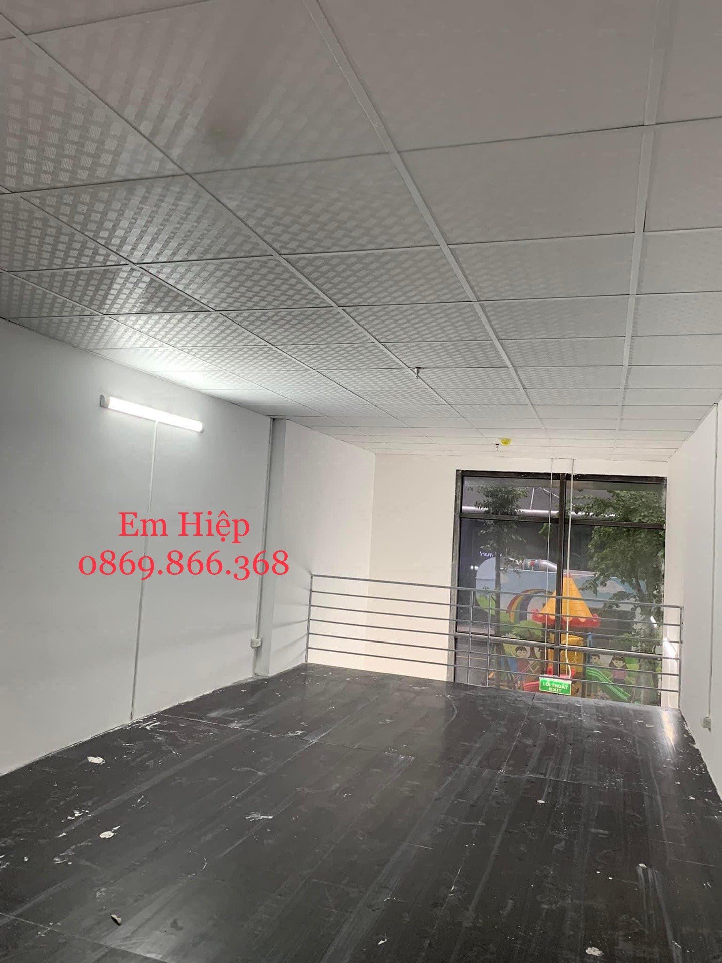 Chính chủ cần bán lô kiot IEC, shophouse chân đế IEC, S: 35m2, có sổ, dự án  IEC Tứ Hiệp, Thanh Trì 2