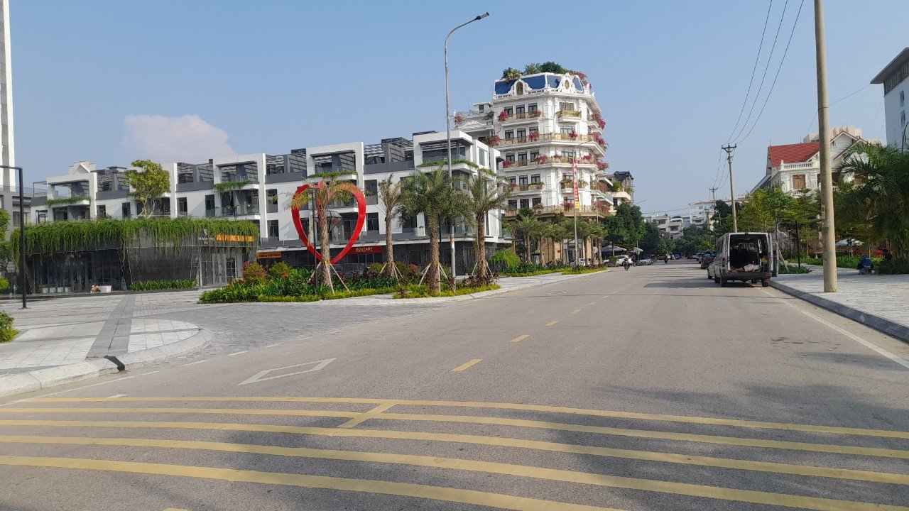Cần bán Căn hộ chung cư đường Hoàng Quốc Việt, Phường Xương Giang, Diện tích 90m², Giá 1.9 Tỷ 1