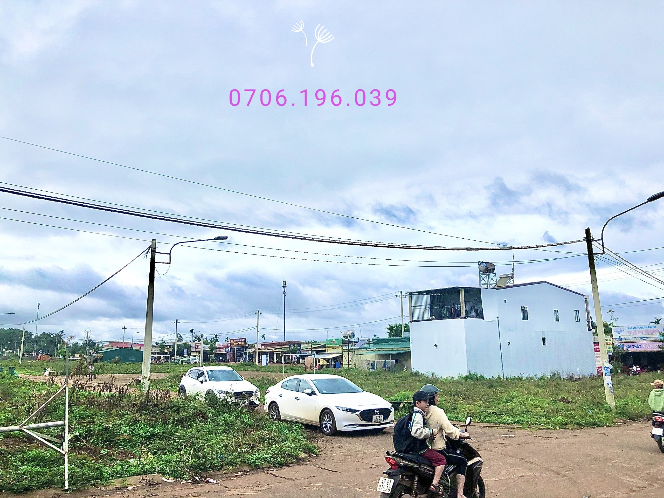 Đến là cọc-Quỹ đất đấu giá cuối cùng phía Đông Bắc Đăk Lăk 2