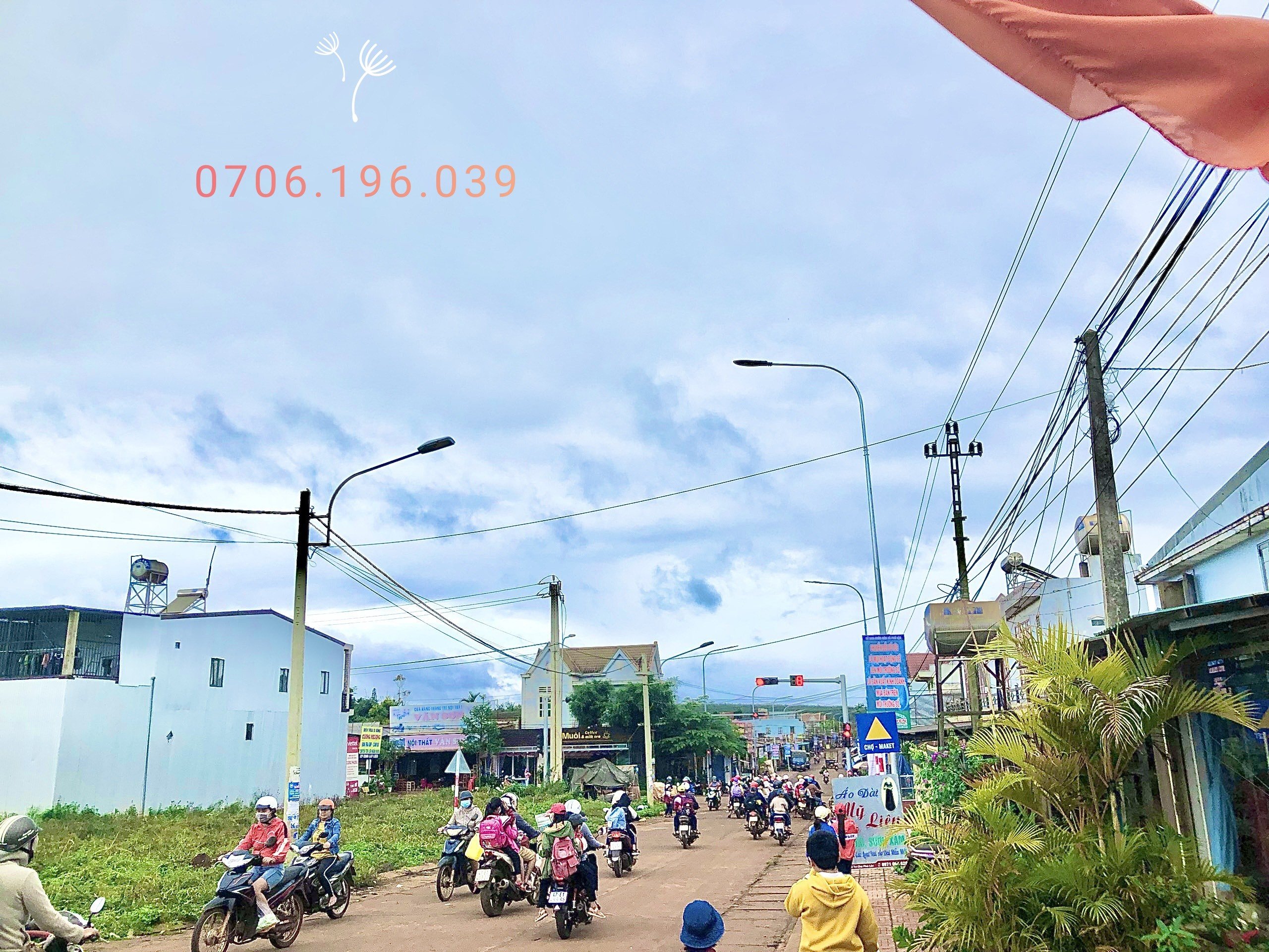 Đến là cọc-Quỹ đất đấu giá cuối cùng phía Đông Bắc Đăk Lăk 3