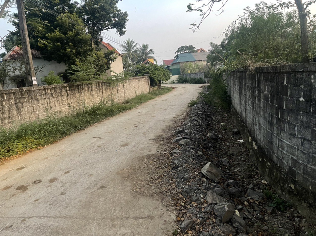 Cần bán Đất Xã Phú Lai, Yên Thủy, Diện tích 1700m², Giá 800 Triệu 5