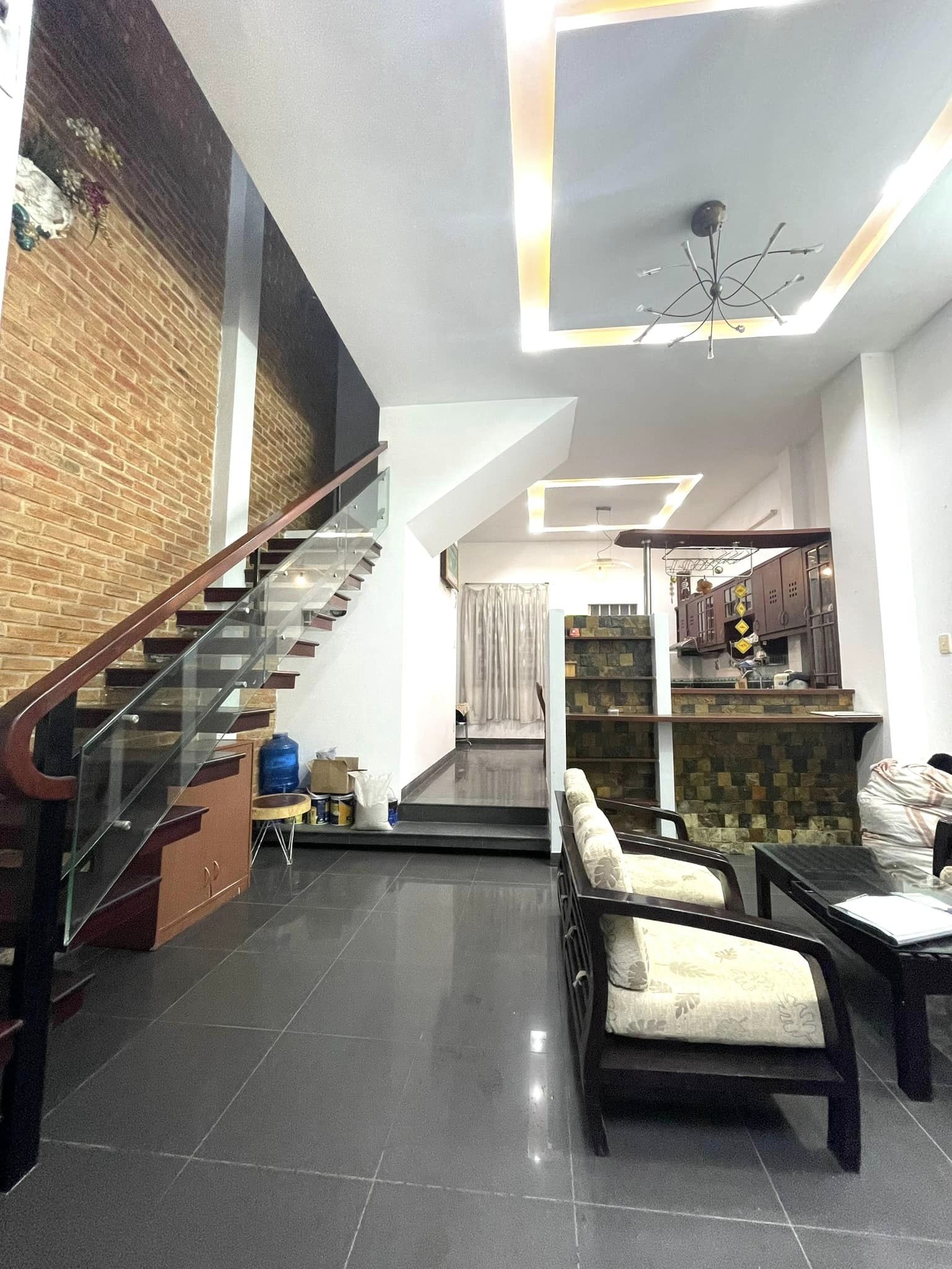 Bán nhà Phạm Văn Chiêu, 5.1x11m, vuông vức, Hẻm xe hơi thông, chỉ 4 tỷ 1