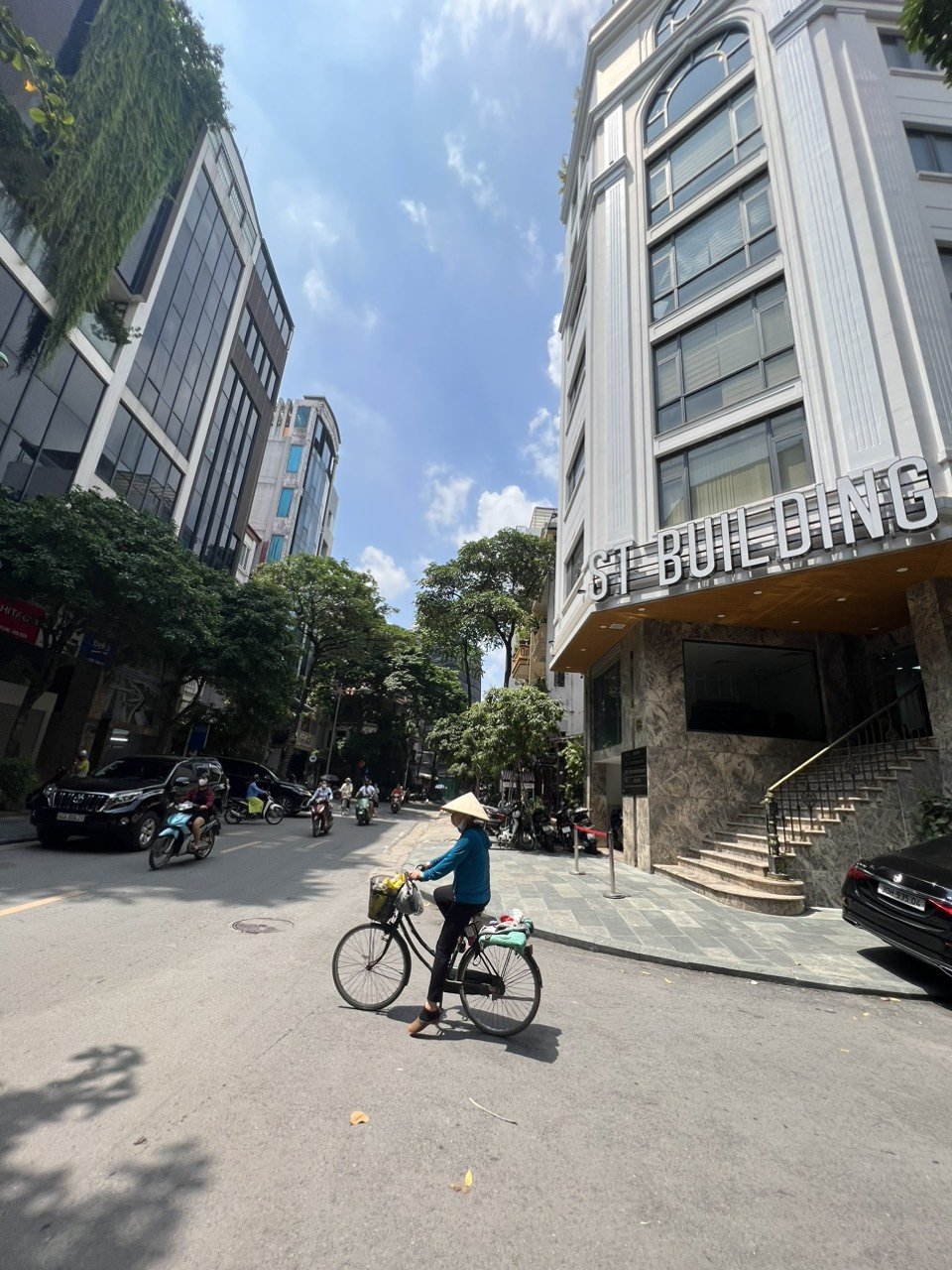 Bán tòa nhà văn phòng Trần Quang Diệu 140m2 8 tầng mặt tiền 6m giá rao bán 48 tỷ 1