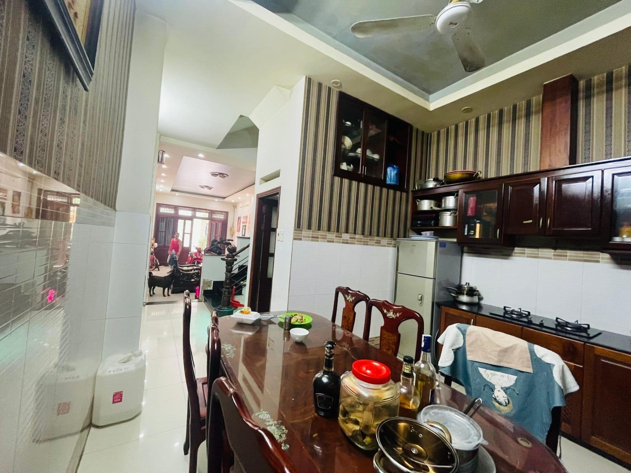 BÁN NHÀ NGON - 60M2 - 4 TẦNG BTCT  - TÂN BÌNH - NHÀ ĐẸP LUNG LINH  MỘT ĐỜI CHỦ 4