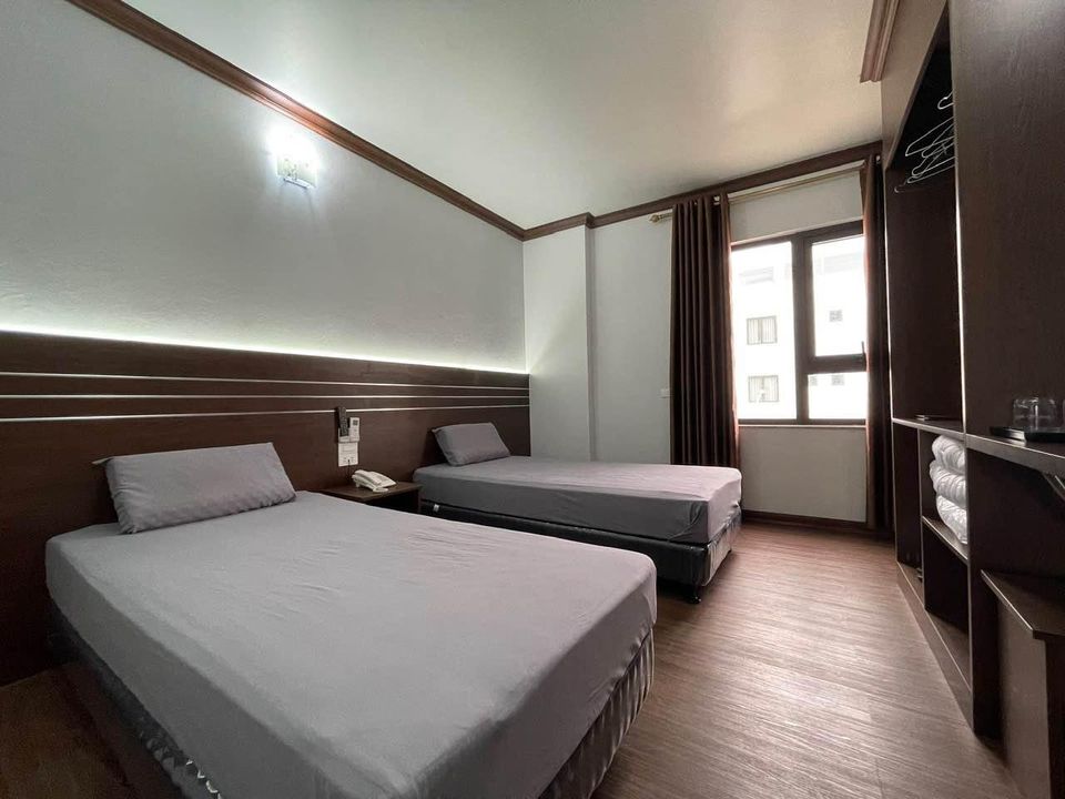 Cần  bán  khách sạn 2 mặt tiền 30 phòng  phường  hùng thắng tp Hạ Long Quảng Ninh. 3