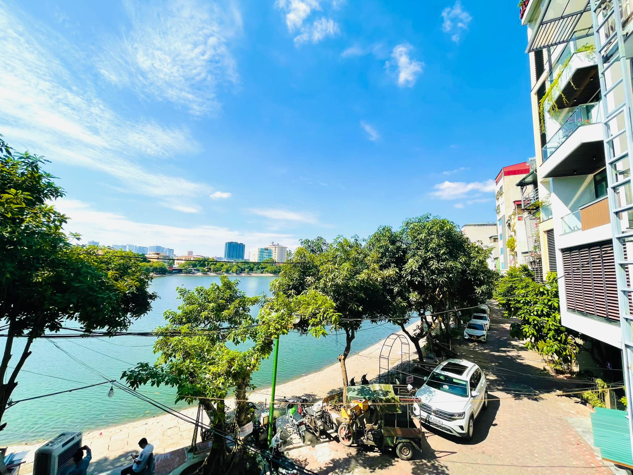 Bán nhà đẹp Hồ Rùa Thanh Xuân 41m2, 5 tầng, View hồ - ô tô tránh – Kinh Doanh giá 10,x tỷ