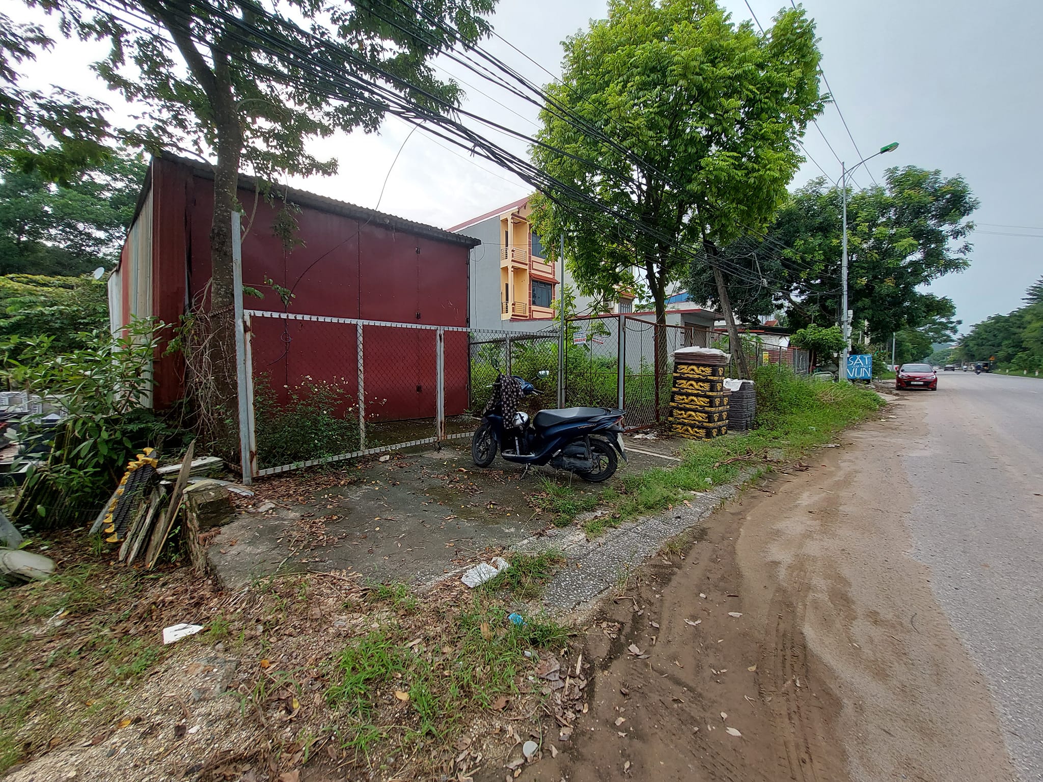 Cho thuê MBKD, Kho xưởng, mặt phố, 1000m2, C4, 12tr Mê Linh. 3