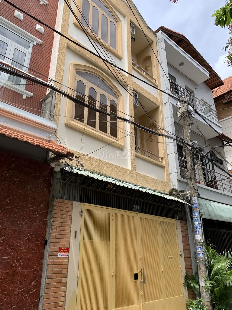 Cho thuê nhà 3 tầng gần Sân bay Tân Sơn Nhất