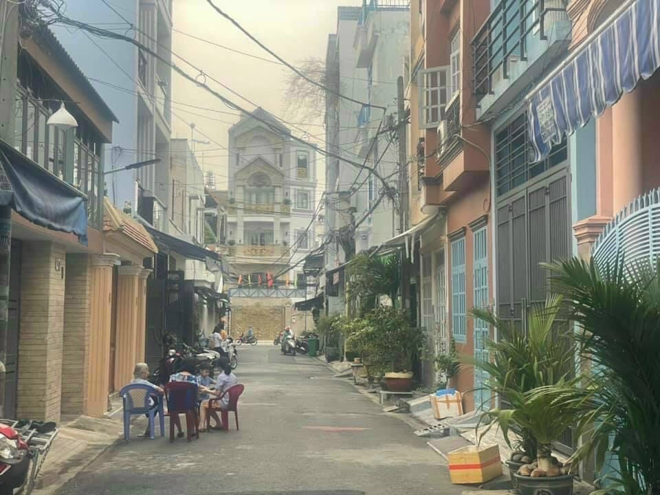 CHÍNH CỦ Bán nhà 50.4m2 hẻm thông, Nguyễn Văn Quá, P Đông Hưng Thuận, quận 12. 1