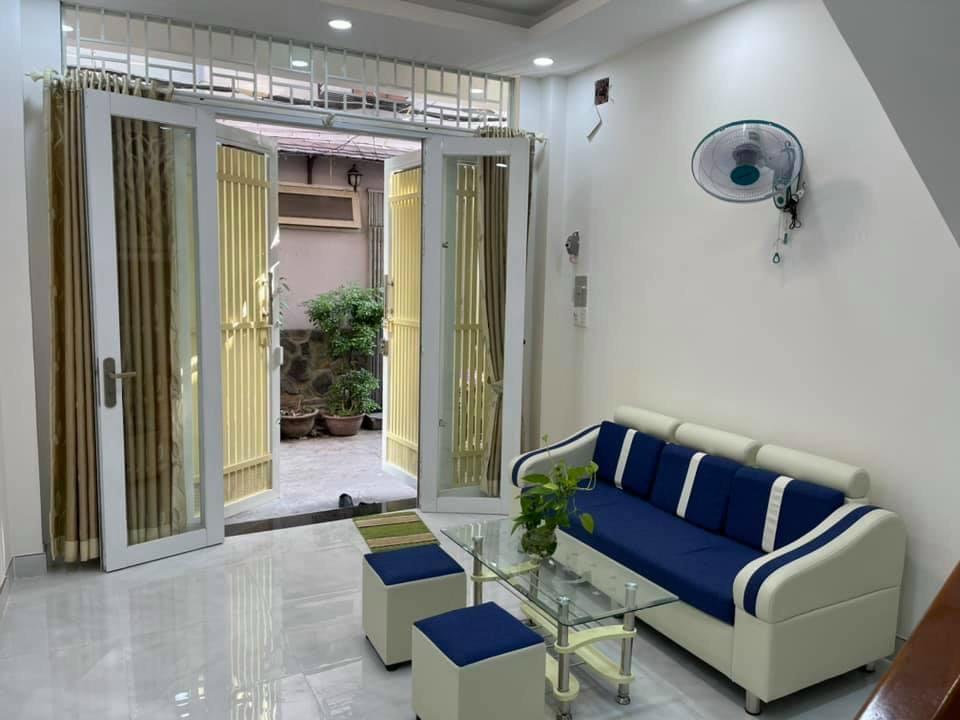 Bán Gấp Nhà Nguyễn Văn Quá, Phường Đông Hưng Thuận, 67m2 GIÁ SỐC 4