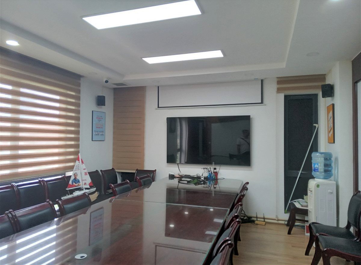 Hạ chào,Bán toà VIP 10 tầng Thái Hà,Đống Đa.135m,MT 10m x 32 tỷ.KD đỉnh,ngõ to,50m ra mặt phố 3