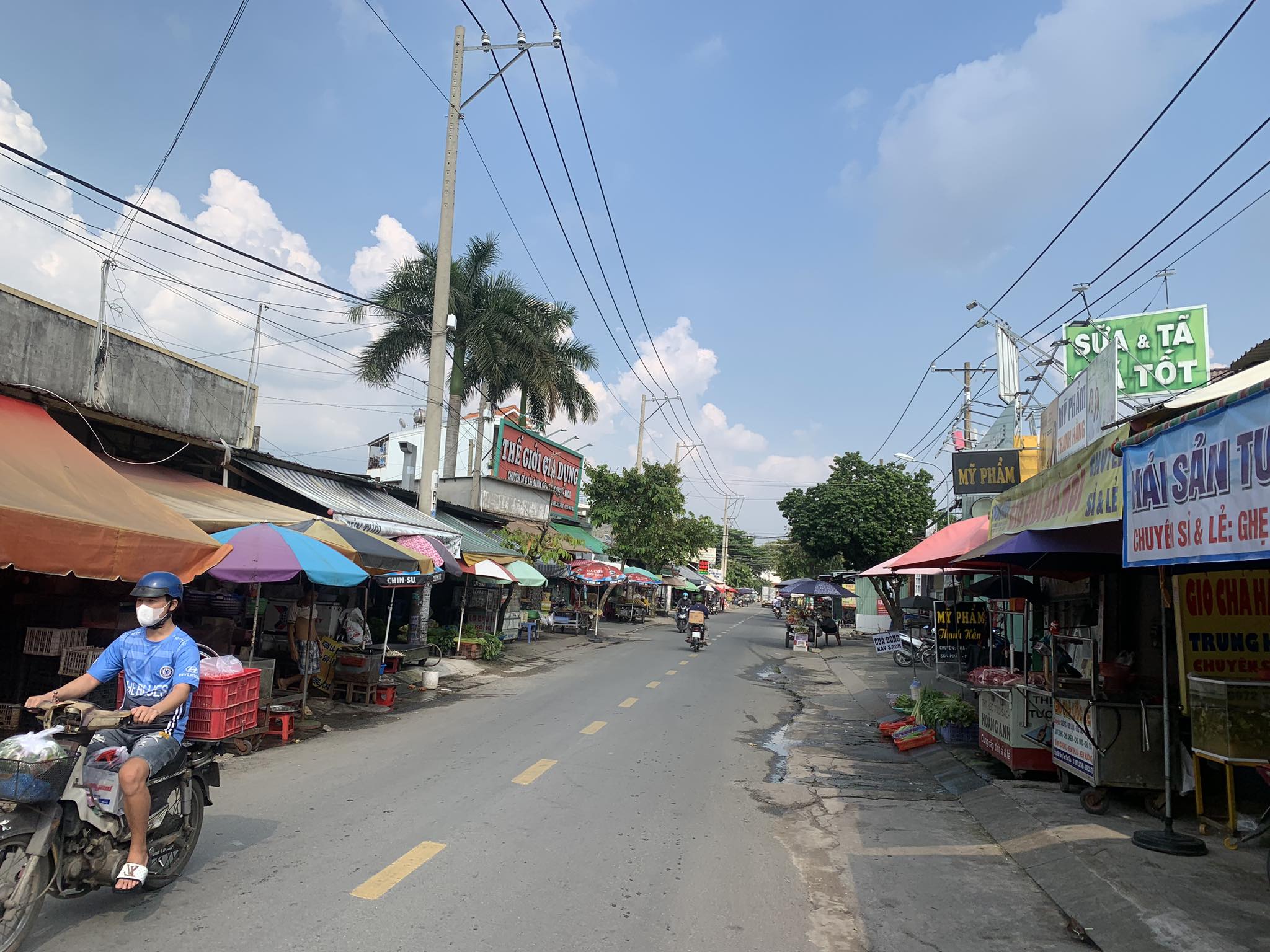 Bán nhà mặt tiền chợ Bùi Văn Ngữ, ra đường Nguyễn Ảnh Thủ và Tô Ký, buôn bán sầm uất 2