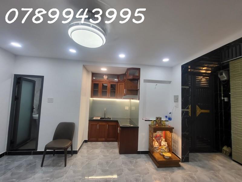 Bán nhà lê hồng phong, quận 10, 34m2, 3 lầu, 3pn, nhà mới chủ tặng nội thất, giá 4tỷ35 3