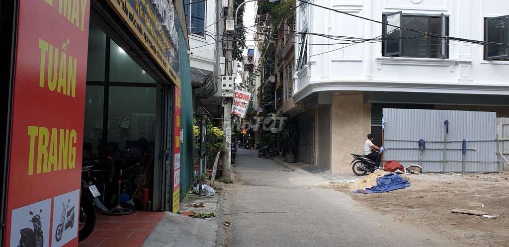 Cần bán nhà ngõ 37 Trần Quốc Hoàn an ninh tiện ích xung quanh 5